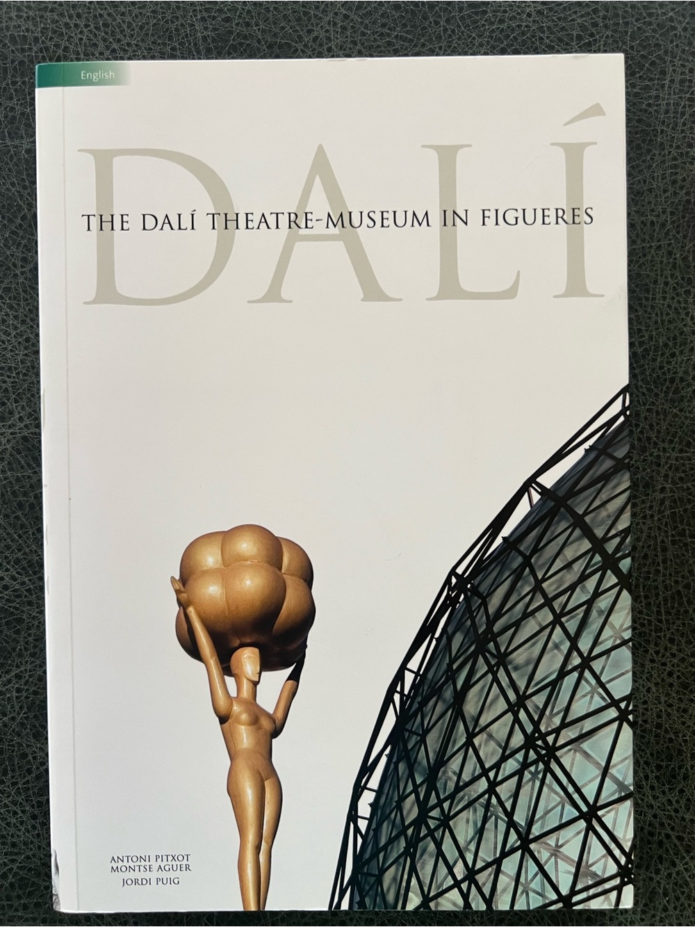 The Dali Theater-Museum in Figueres Book Paperback